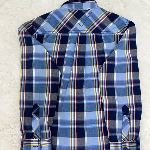 Tommy Hilfiger boys’ long-sleeve button-down shirt - Picture 6 of 9